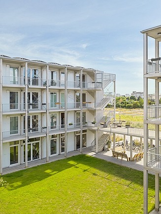 Photo of the exterior of the Collegium Academicum residential complex in Heidelberg.