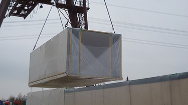 Photo of a wooden module element of the yacht club clubhouse in Prien am Chiemsee.