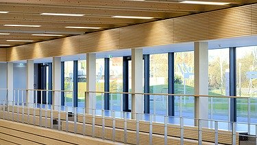 Photo of the triple sports hall in Stadtbergen. Interior view, sports hall.