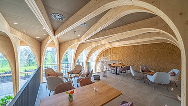 Photo of the interior of the wine hotel in Gengenbach. Striking cloister vault made of LENO-BSP.