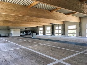 Foto des Verwaltungsgebäudes in Nalbach. BSH-Träger.