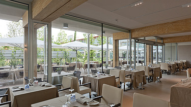 Foto des Hotels Aqualux ini Bardolino. Speiseraum.