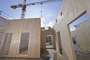 Photo of LENO cross laminated timber elements in the shell.