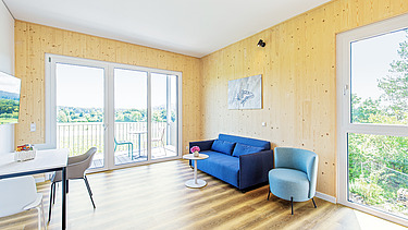Foto eines Zimmers im Eltern-Kind-Haus, Gailingen. 