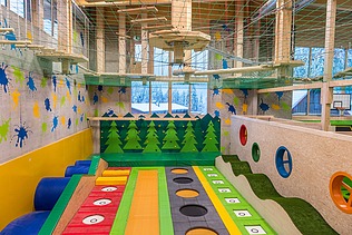 Foto der Fundorena, Feldberger Hof. Zu sehen ist ein Foto vom Parkour für  Kleinkinder.