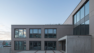 Foto des Büroneubaus ZÜBLIN Neu-Ulm. Außenaufnahme.