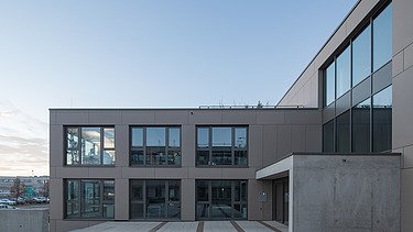 Photo of the new ZÜBLIN Neu-Ulm office building. Exterior view.