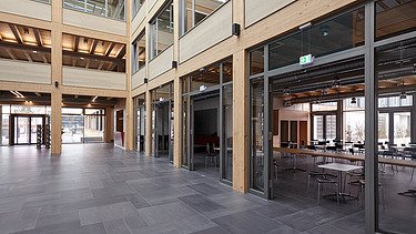 Photo of Flexim Berlin office building from the inside. Entrance area.