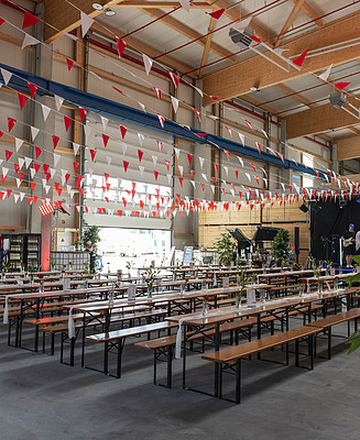 Family fun day for staff and their families in ZÜBLIN Timber’s new hall. 
