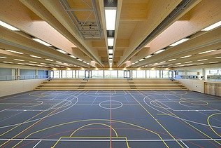 Photo of the triple sports hall in Stadtbergen. Interior view, sports hall.