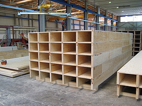 Photo of box elements in the ZÜBLIN Timber production hall.