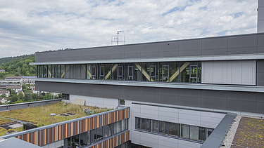 Photo of the new building of the district administration office in Calw.