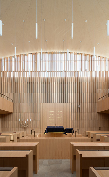 Foto vom Innenraum der Synagoge Regensburg.