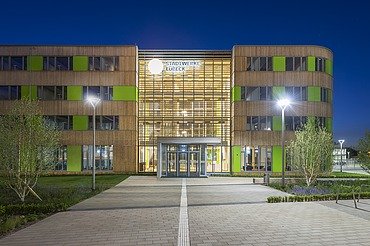 Administration building Stadtwerke Lübeck Photo of the Stadtwerke Lübeck administration building. You can see a modern timber construction.