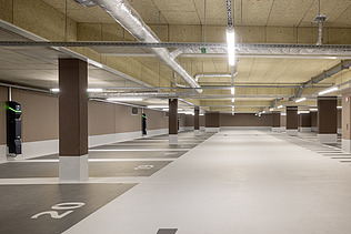 Photo of the Platinum in Wiesbaden. You can see the underground parking garage.