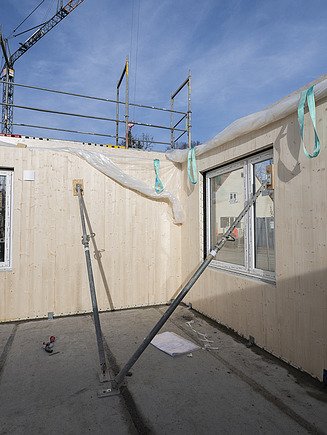 Start of timber construction at IGEWO residential complex in Haunstetten. 