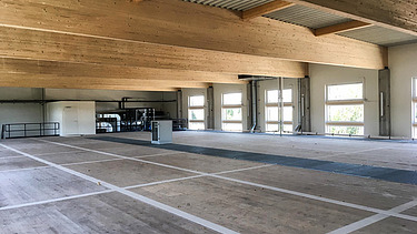 Foto des Verwaltungsgebäudes in Nalbach. BSH-Träger.