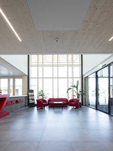Photo of the modern entrance area of ZÜBLIN Timber.