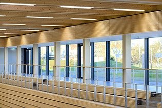 Photo of the triple sports hall in Stadtbergen. Interior view, sports hall.