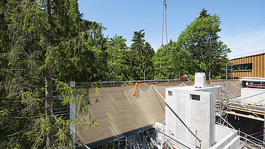 Foto von dem Besucherzentrum in Ruhestein, Montage des Skywalks.