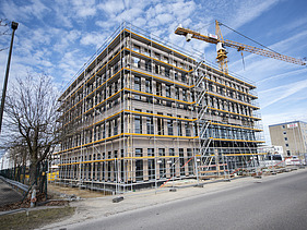 Rohbaufoto des neuen Bürogebäudes von ZÜBLIN Timber.